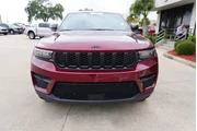 $32225 : Jeep Grand Cherokee 2024 4x4 thumbnail