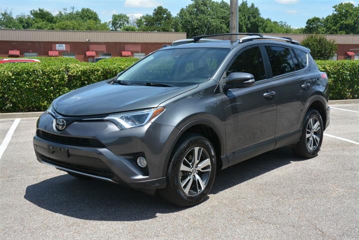 2018 RAV4 XLE image 1