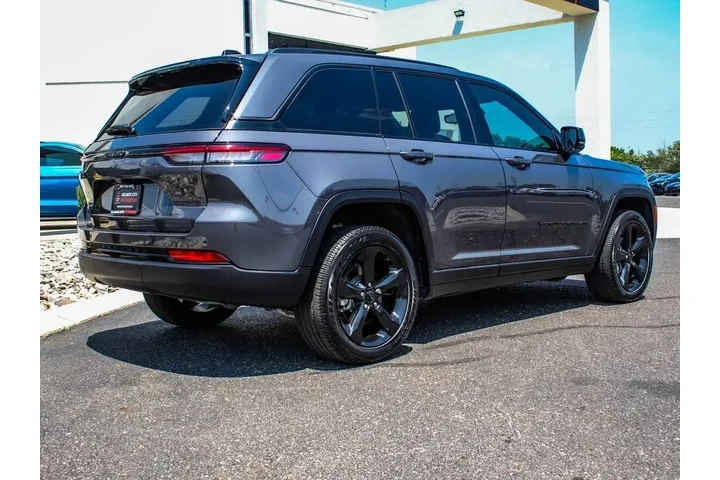 $34990 : Jeep Grand Cherokee 2024 4x4 image 6