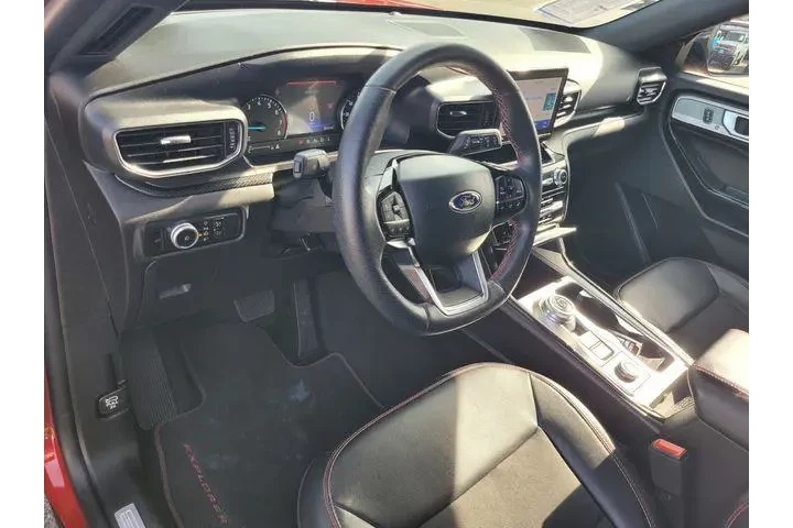 $33418 : Ford Explorer 2023 AWD ST-Li image 9