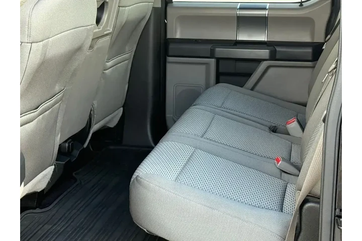 $17989 : Ford F-150 2016 4x2 XLT 4dr image 7