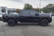 PRE-OWNED 2024 SIERRA 2500HD thumbnail