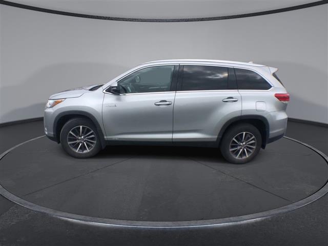 $33000 : PRE-OWNED 2019 TOYOTA HIGHLAN image 5