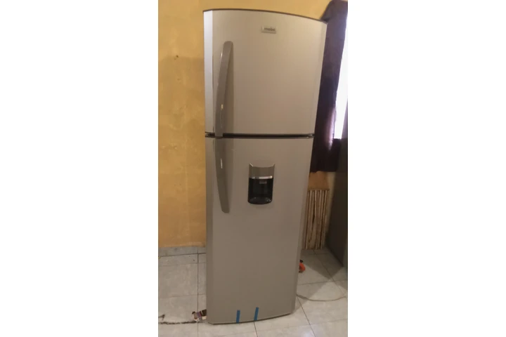$3500 : Refrigerador De Uso En Venta image 10