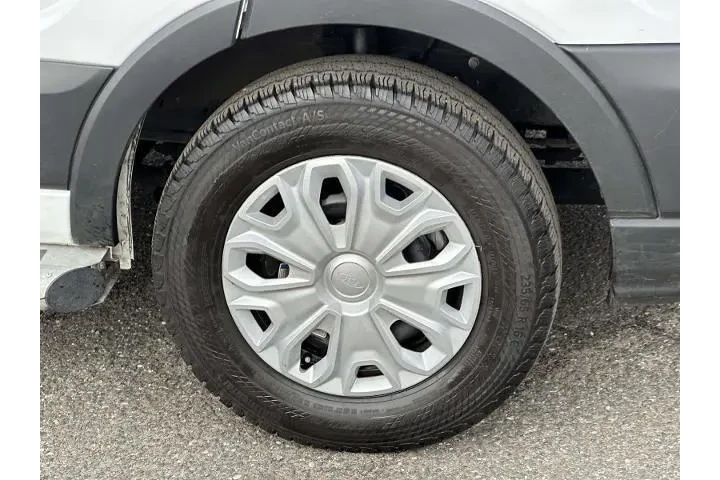 $32500 : Ford Transit 2022 250 3dr SW image 10