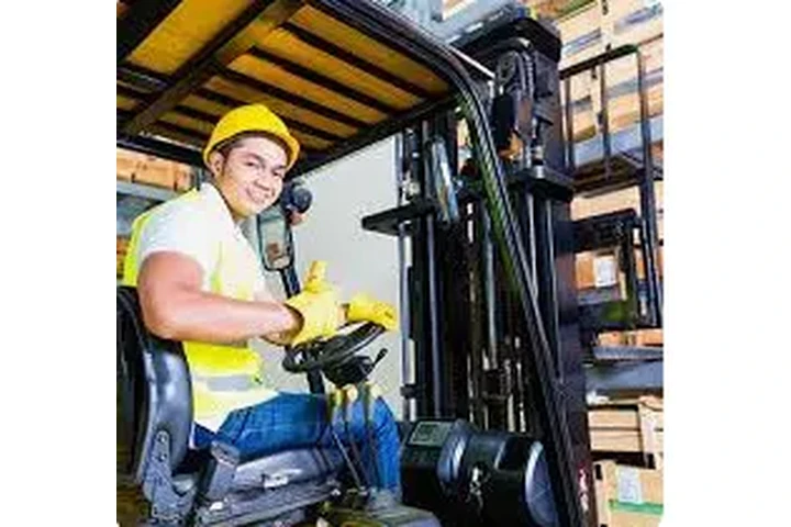 Forklift Driver/Montacarga image 2
