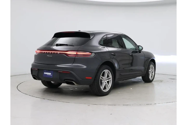 $39998 : Porsche Macan 2022 AWD 4dr S image 8