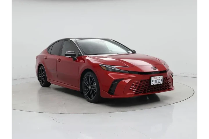 $39998 : Toyota Camry 2025 AWD SE 4dr image 1