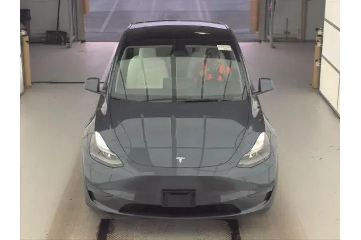 $28993 : Tesla Model Y 2023 4dr Cross image 2