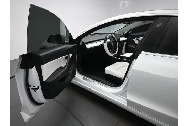 $19941 : Tesla Model 3 2020 AWD Stand image 7