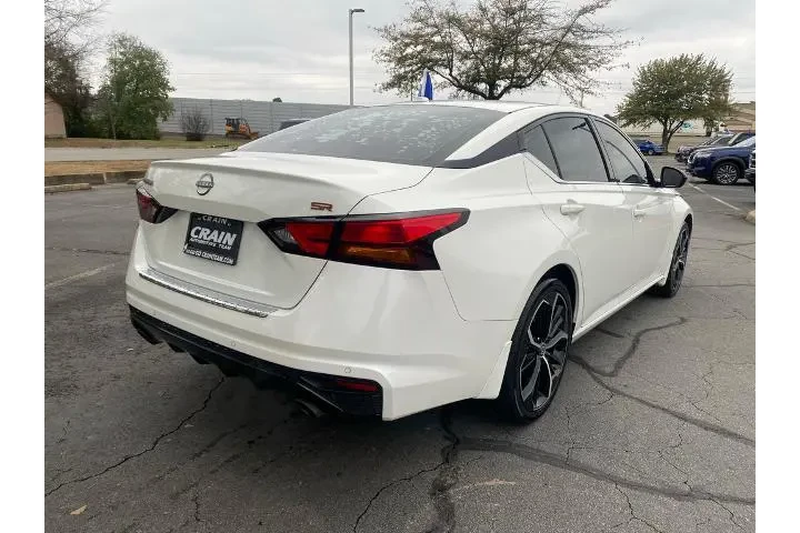 $23699 : Nissan Altima 2023 2.5 SR 4d image 7