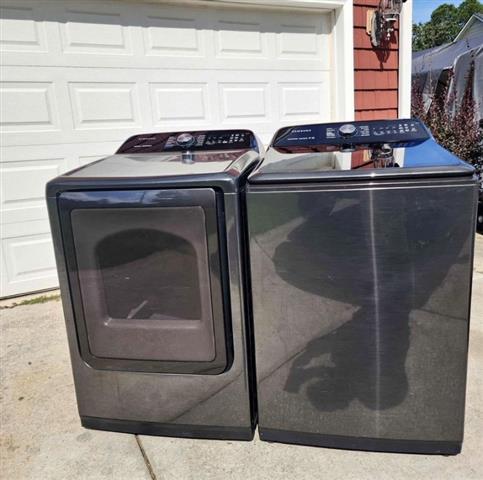 $700 : Samsung washer and Electric dr image 1