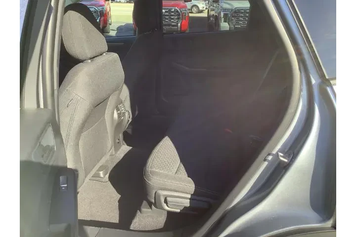 $27950 : Ford Escape 2023 AWD Active image 10