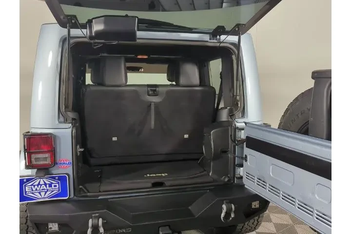 $12194 : Jeep Wrangler 2012 4x4 Sahar image 7