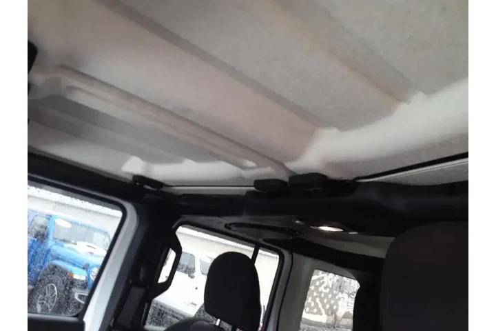 $26990 : Jeep Wrangler Unlimited 2018 image 10
