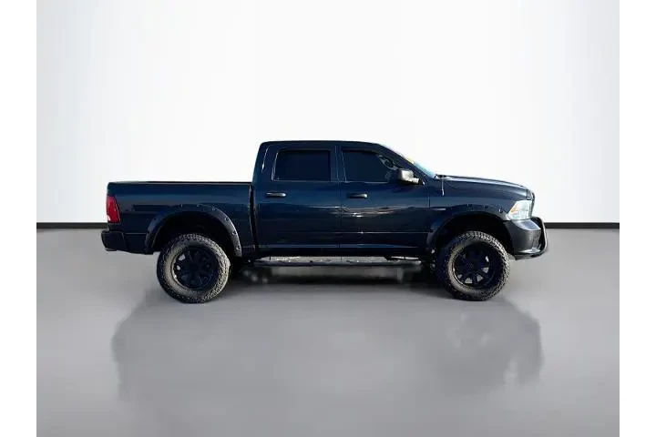 $18988 : Ram 1500 2014 4x4 Express 4d image 4