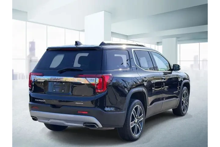 $31888 : GMC Acadia 2023 4x4 SLT 4dr image 4