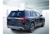 $31888 : GMC Acadia 2023 4x4 SLT 4dr thumbnail