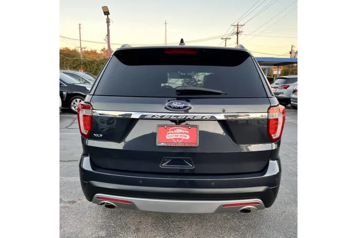 $17999 : 2017 Explorer XLT image 8