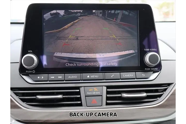 $18990 : Nissan Altima 2023 2.5 SV 4d image 3