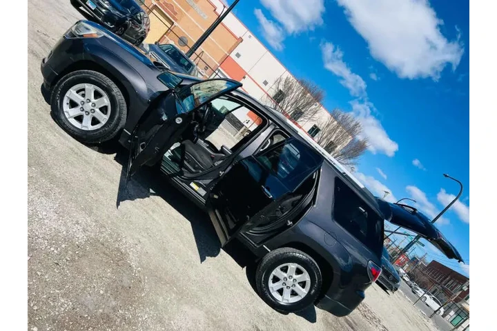 $9999 : 2016 GMC Acadia SLE-2 image 10