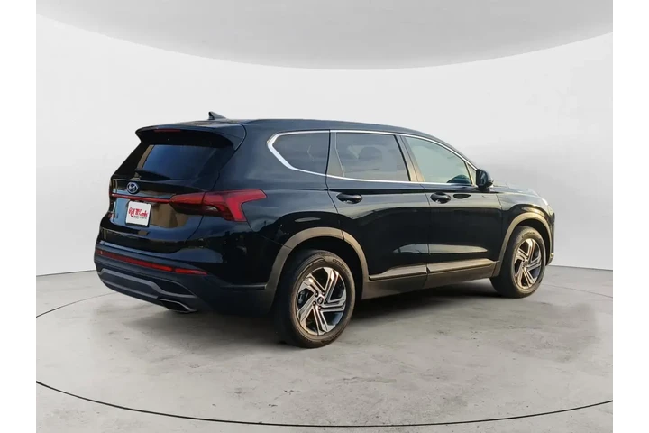 $21983 : Hyundai SANTA FE 2023 SE 4dr image 5