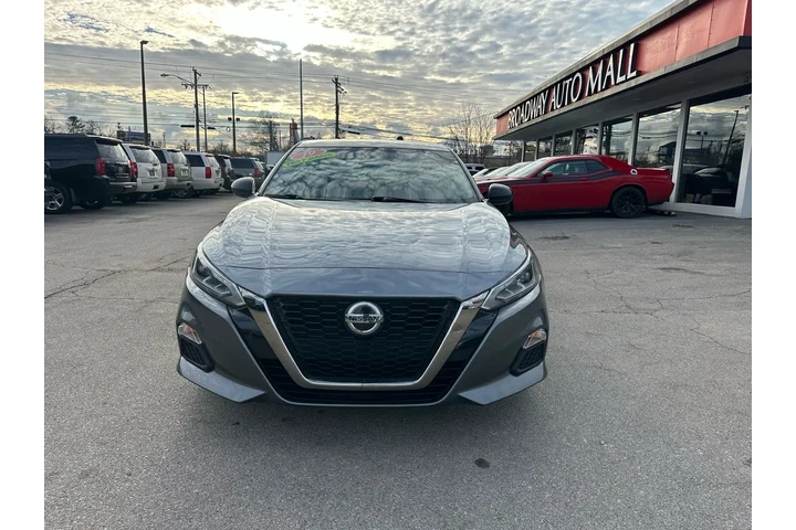 $11980 : 2019 Altima 2.5 SR Sedan image 7