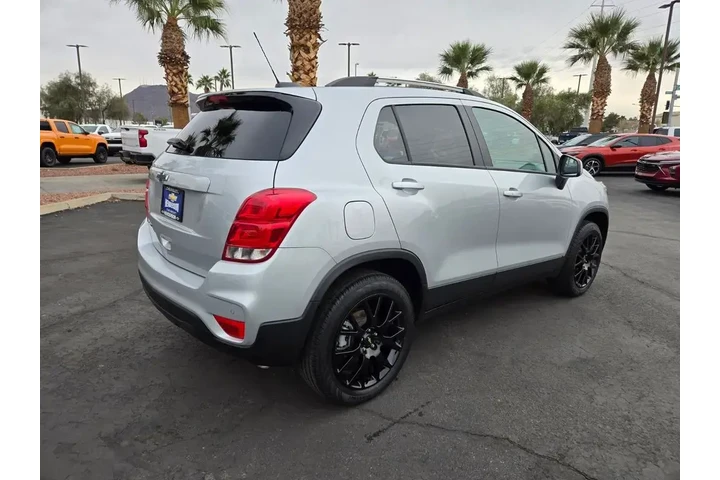 $17993 : Chevrolet Trax 2022 AWD LT 4 image 6