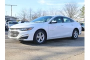 $17777 : Chevrolet Malibu 2024 LT 4dr thumbnail