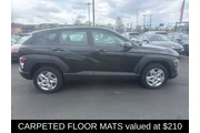 $22995 : Hyundai KONA 2024 AWD SE 4dr thumbnail