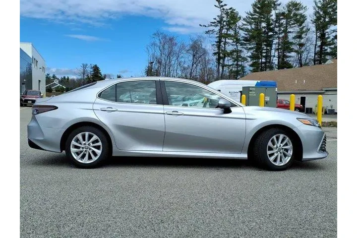 $25311 : Toyota Camry 2023 LE 4dr Sed image 2