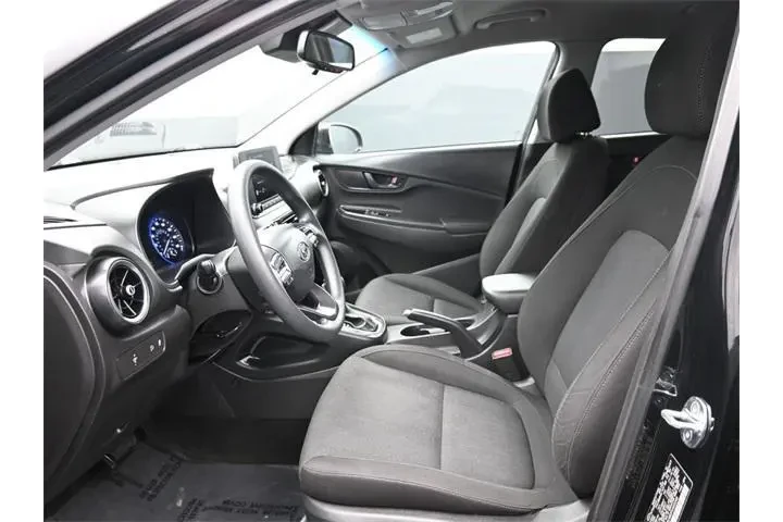 $18837 : Hyundai KONA 2023 SEL 4dr Cr image 10