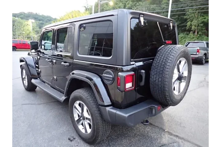 $32989 : Jeep Wrangler Unlimited 2021 image 5