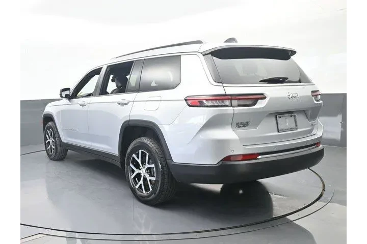 $39990 : Jeep Grand Cherokee L 2025 4 image 4