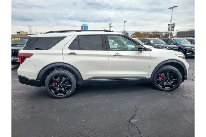 $34969 : Ford Explorer 2020 AWD ST 4d image 9