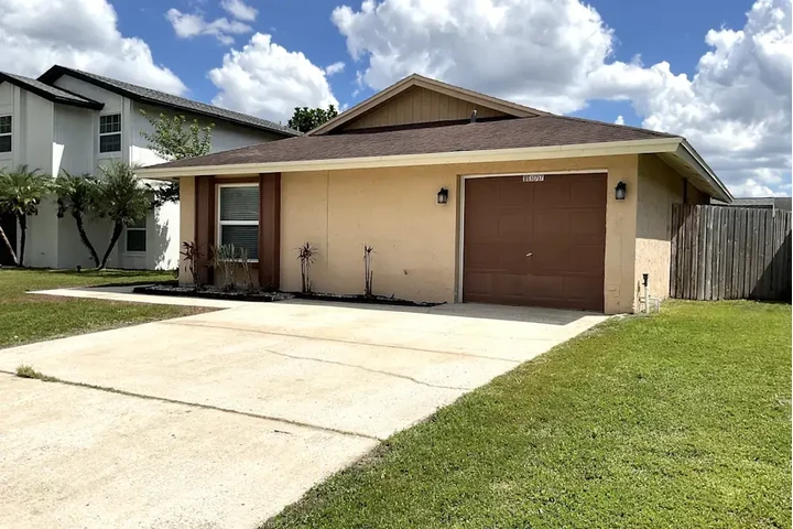 $2345 : GOOD USE SINGLE HOME image 10