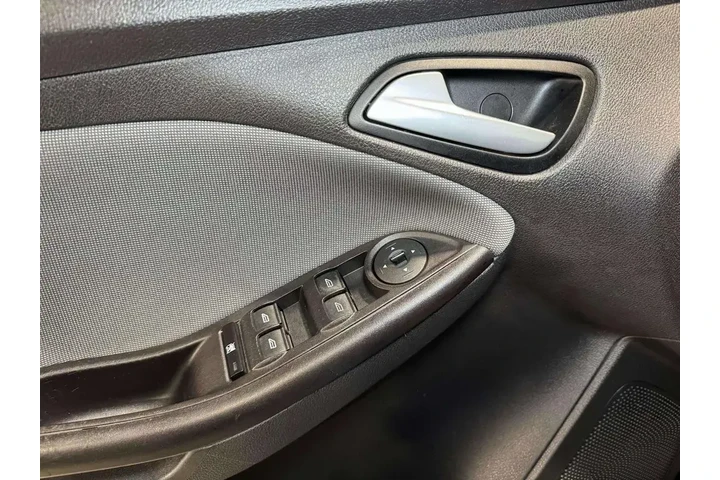 $8995 : Ford Focus 2014 SE 4dr Hatch image 8