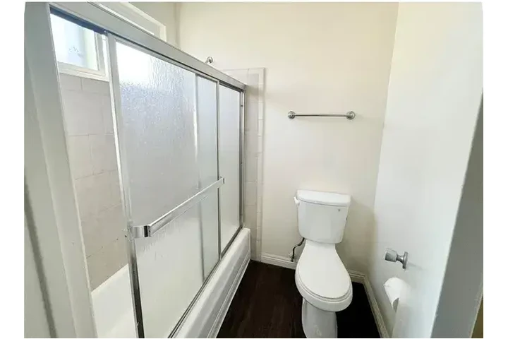 $1100 : Unidad deseable en Buena Park image 7