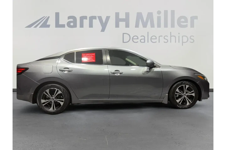 Nissan Sentra 2020 SV 4dr Se image 6