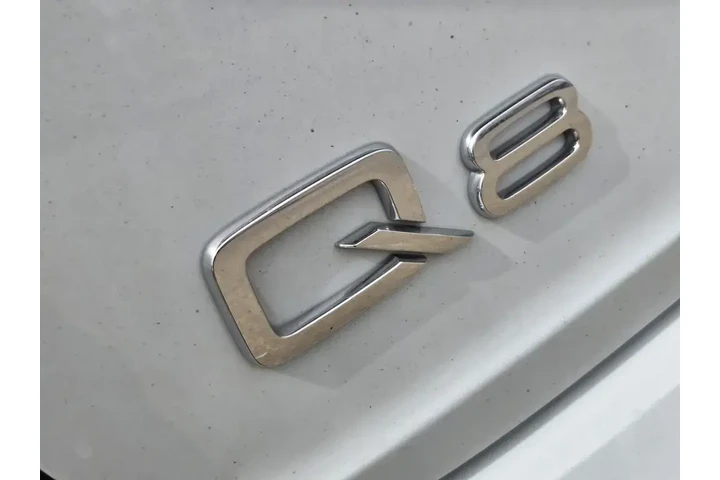 $35532 : Audi Q8 2020 AWD quattro Pre image 10