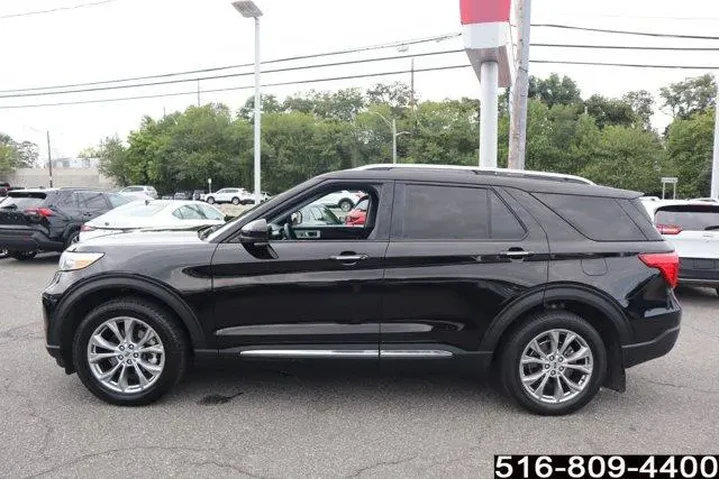 $27647 : Ford Explorer 2022 AWD Limit image 8