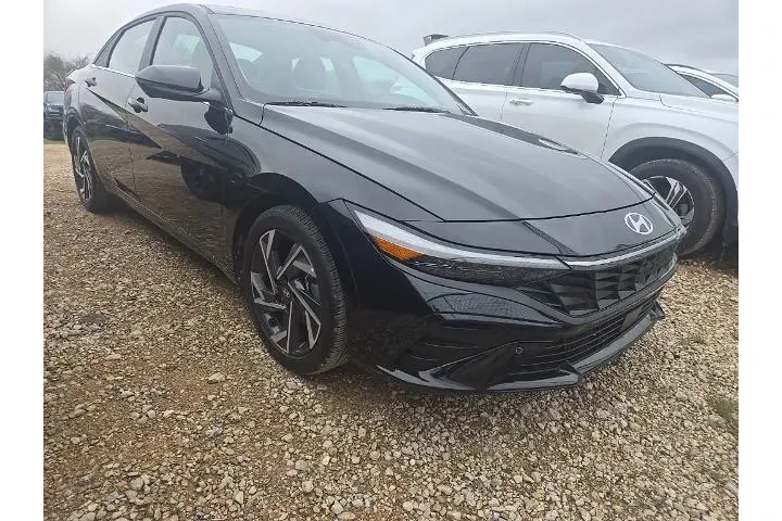 $21044 : Hyundai ELANTRA 2024 Limited image 5