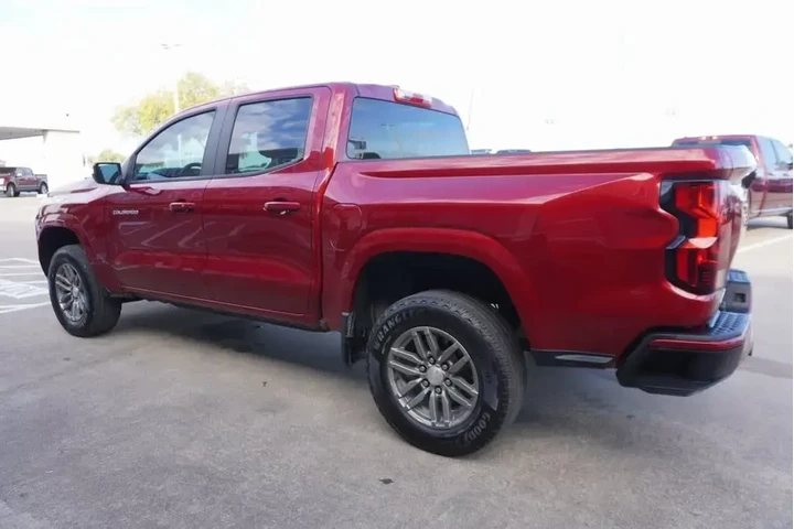 $31988 : Chevrolet Colorado 2023 4x2 image 4