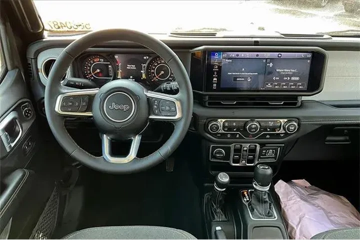 $38866 : Jeep Wrangler 2025 4x4 Sahar image 5