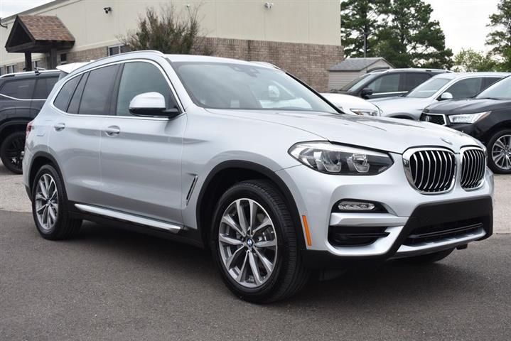 2019 BMW X3 sDrive30i image 3