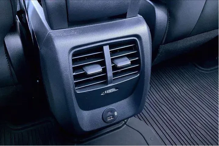 $28000 : Ford Mustang Mach-E 2023 AWD image 10