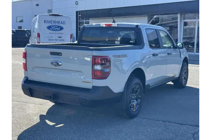 $27800 : Ford Maverick 2024 AWD XLT 4 image 6