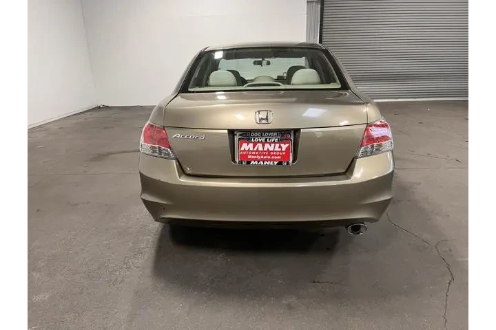 $9952 : Honda Accord 2010 LX-P 4dr S image 4