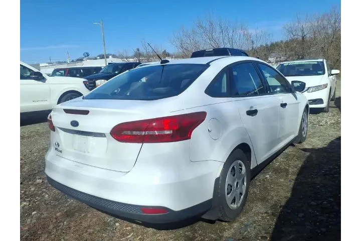 $6968 : Ford Focus 2016 S 4dr Sedan image 2