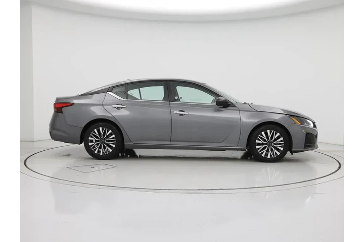 $20998 : Nissan Altima 2024 2.5 SV 4d image 7